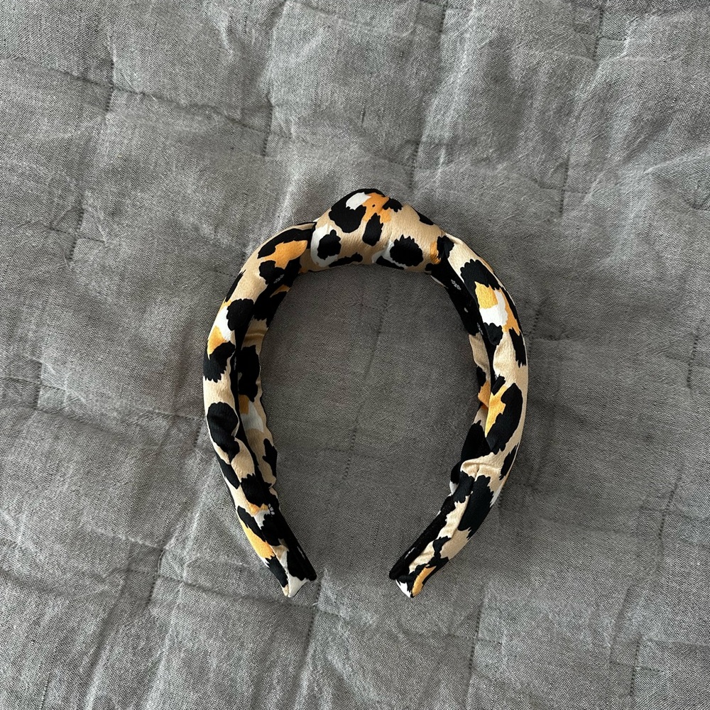 Lele Sadoughi leopard headband